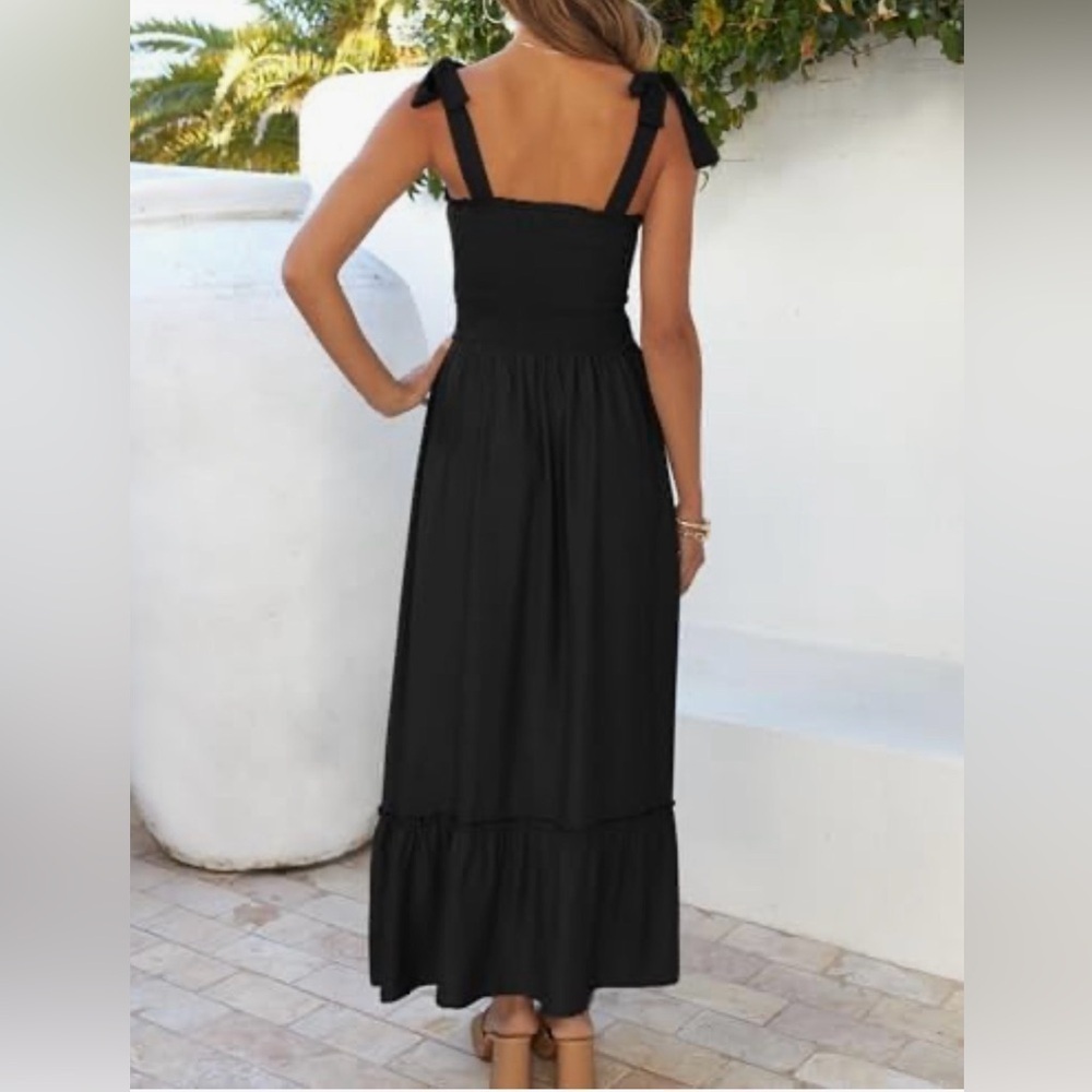 ZESICA Women’s Black Smocked Maxi Dress – Size M – Tie-Shoulder Tiered Boho Dres - Picture 2 of 8